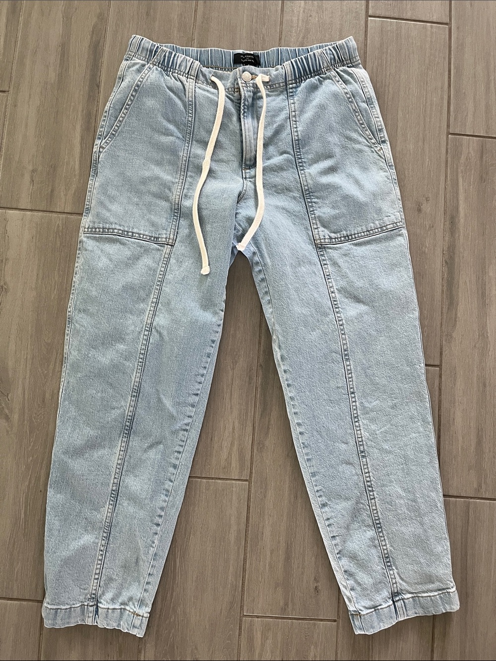 Banana Republic Light Blue women’s Denim Jogger Jeans - wash and worn twice!
